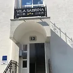 Boutique Sabrina - Exclusive With Free Parking