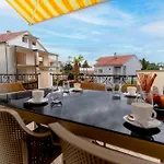 Appartement Boutique Sabrina - Exclusive With Free Parking