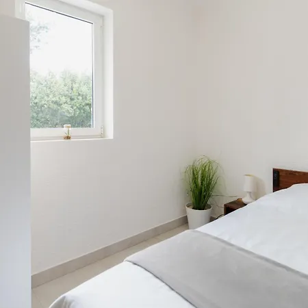 Boutique Sabrina - Exclusive With Free Parking Apartament