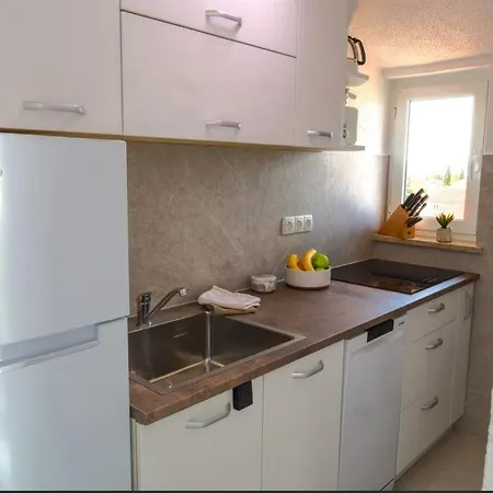 Sabrina Apartman